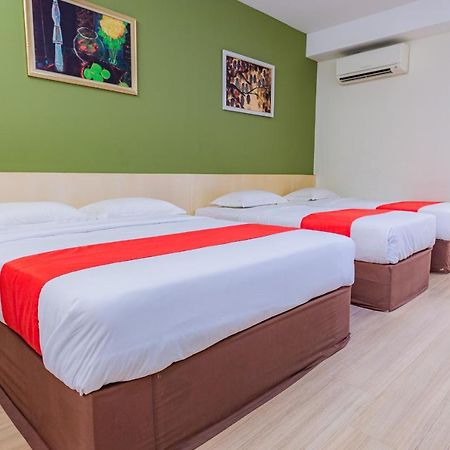 Hotel 101 Permas Jaya Johor Bahru Dış mekan fotoğraf