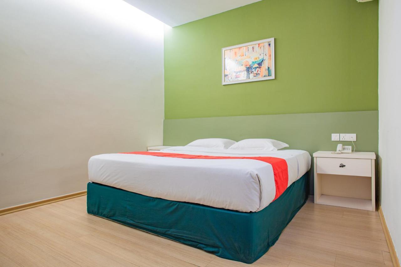 Hotel 101 Permas Jaya Johor Bahru Dış mekan fotoğraf