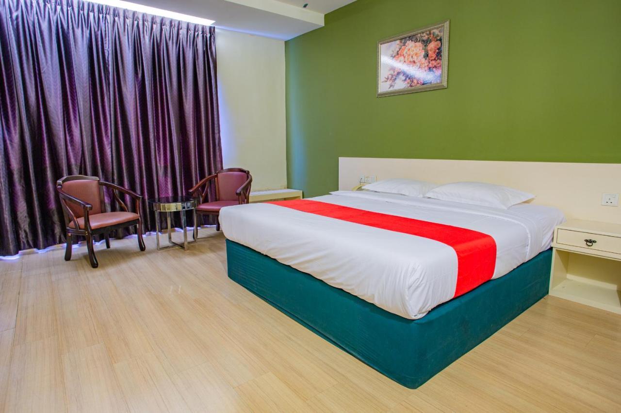Hotel 101 Permas Jaya Johor Bahru Dış mekan fotoğraf