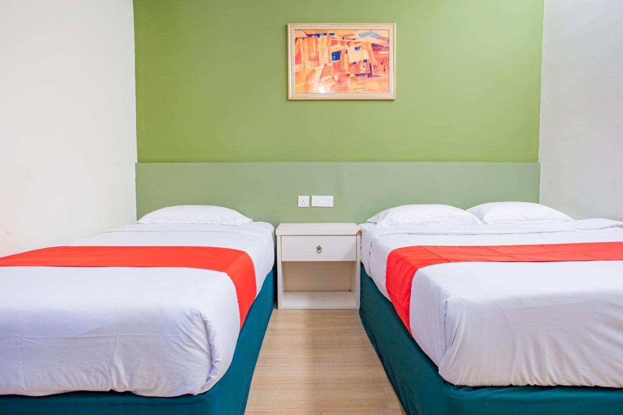 Hotel 101 Permas Jaya Johor Bahru Dış mekan fotoğraf